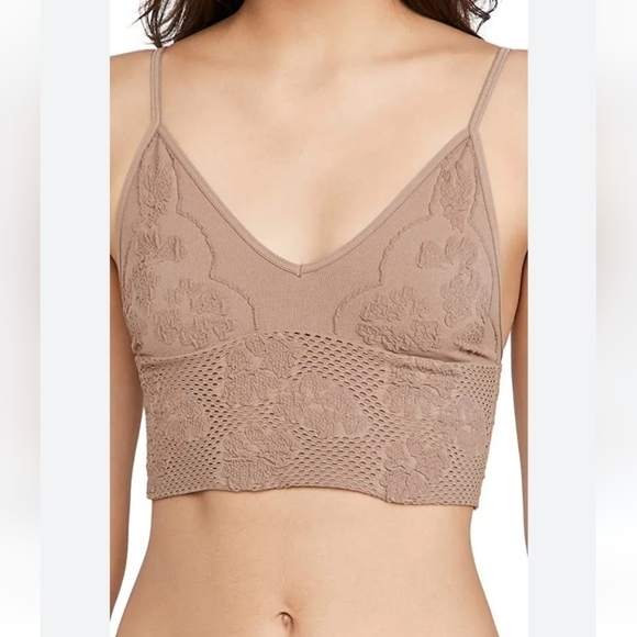 NWT Free People Candy Seamless Bralette in sand color M/L - Picture 2 of 5